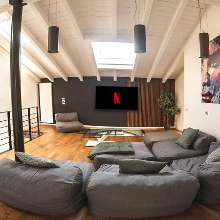 Luxury Industrial Apt Vicino Al Centro Con Garage Brescia Dış mekan fotoğraf