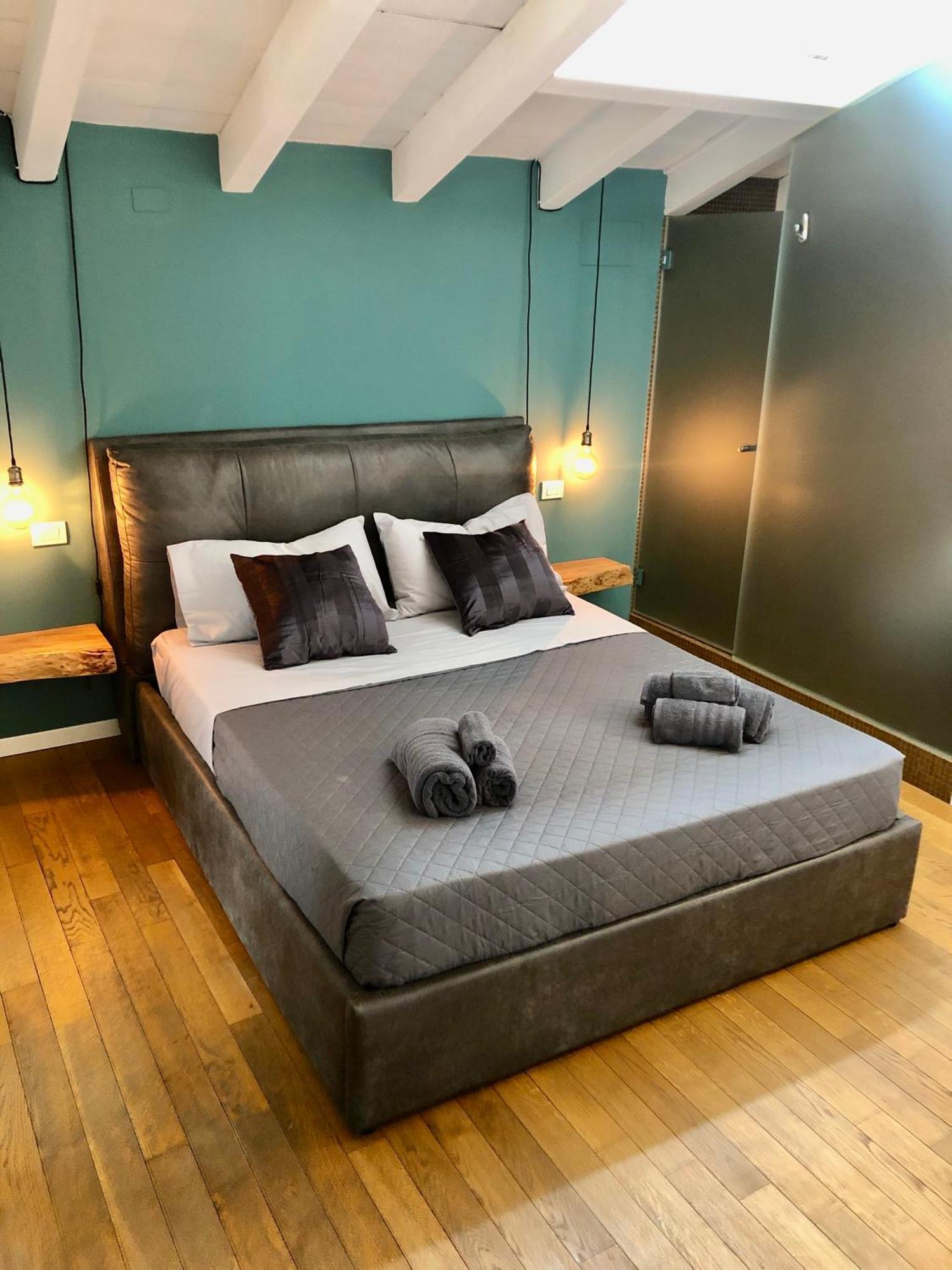 Luxury Industrial Apt Vicino Al Centro Con Garage Brescia Dış mekan fotoğraf